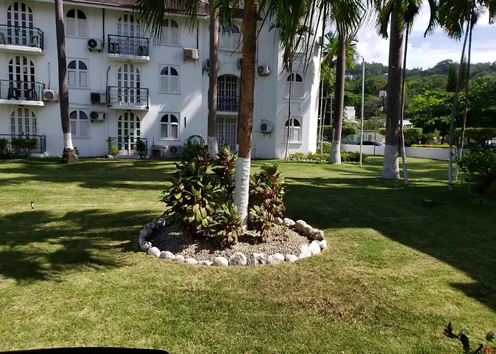 Aparthotel Wins On The Ocho Rios